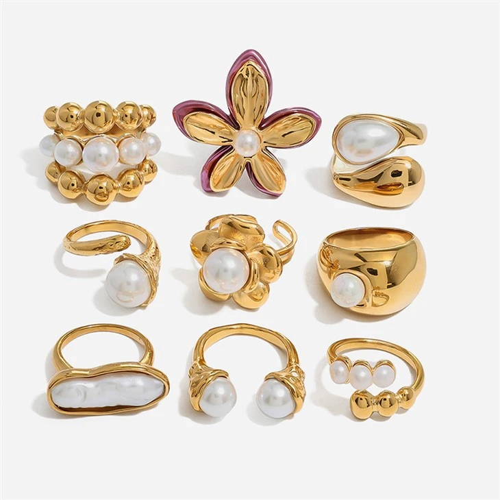 Flower Pearl Ring